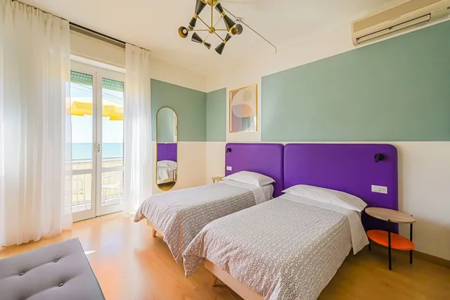 غرفة بانورامية رباعية بسرير مزدوج وسرير بطابقين بإطلالة على البحر، Il Nido Hotel 4/10