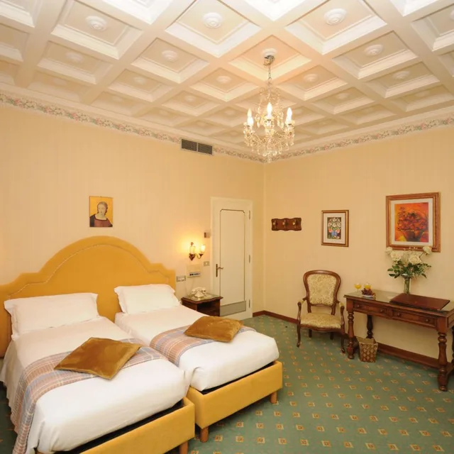غرفة كلاسيكية ثلاثية، Grand Hotel Excelsior 1/7