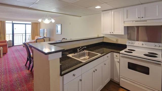 Suite, King Bed, Ocean Front, Sofa, Balcony, Best Western Ocean Sands Beach Resort 10/10