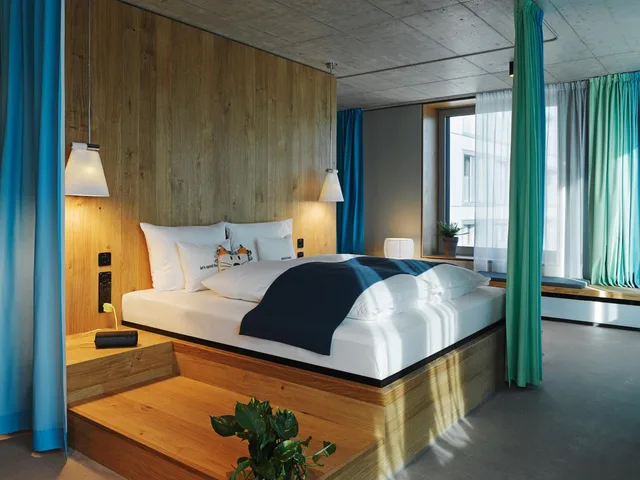 جناح، 25Hours Hotel Zurich Langstrasse 2/4