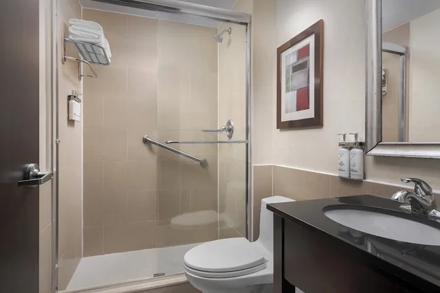 غرفة قياسية بسرير كينج بإطلالة على المدينة، Holiday Inn Express Manhattan Midtown West 4/5