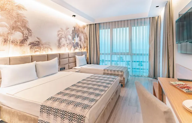 Standard, Triple, Pearly Hotel & Spa 3/6