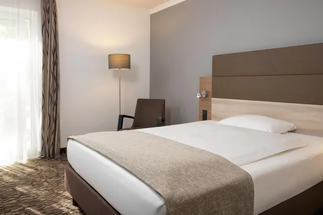 غرفة مفردة بسرير كوين لذوي الإعاقة، Best Western Plus Hotel Koeln City 1/2