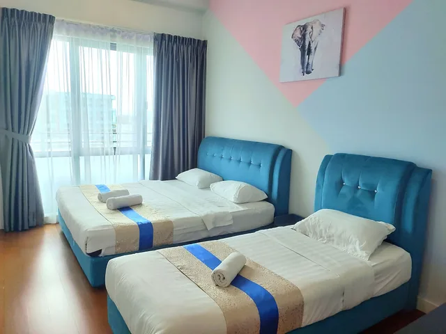 4 Bedrooms, Design, Apartment, 4 Beds, 2 King Beds, Queen Bed, Partial Sea View, Sunset & Seaview Vacation Condo City Centre @ IMAGO Shopping Mall 2/7