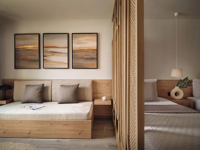 غرفة عائلية بسريرين منفصلين بغرفة نوم واحدة مع أريكة، Filoxenia Hotel Zakynthos 1/9