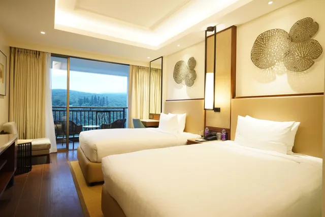 Room, Single Bed, Valley View، Courtyard by Marriott Mahabaleshwar 1/10