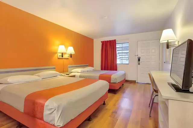 غرفة بسريرين كوين لغير المدخنين، Motel6 Santa Rosa - South 1/1