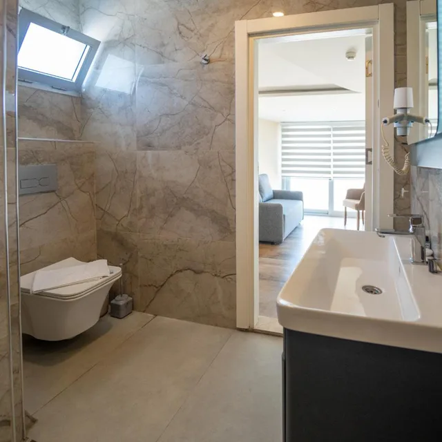 Suite, Sea View, Aurasia Sea Side Hotel 8/10