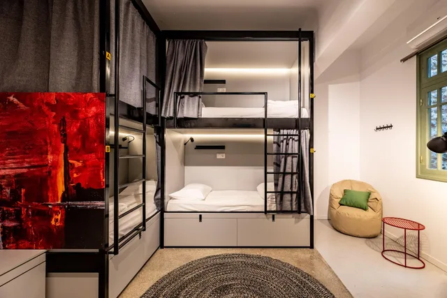 سكن مشترك بأربعة أسرّة للنساء، Athens Hub Hostel 1/1