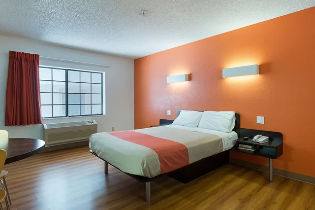 غرفة قياسية بسرير كوين لذوي الإعاقة، Motel6 Williams, AZ - West - Grand Canyon 3/9