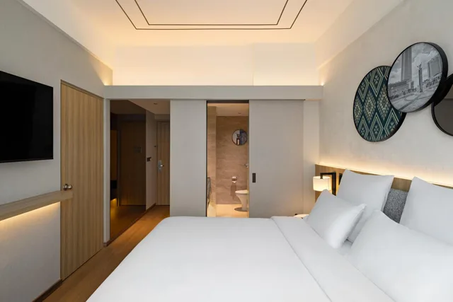 Deluxe, Queen Bed, ALL SEASONS JAKARTA THAMRIN 3/10