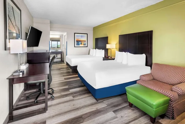 غرفة قياسية بسريرين كوين، Best Western Kent Narrows Inn 4/8
