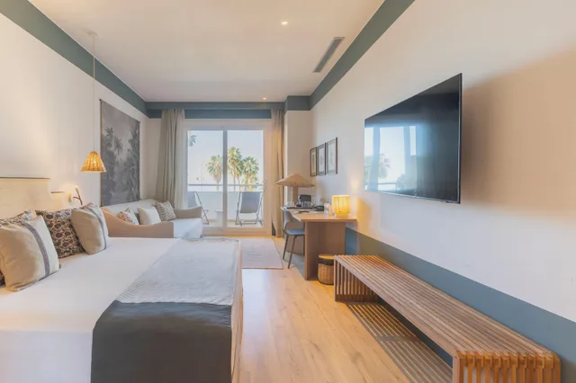 غرفة رباعية بإطلالة على البحر بشرفة، Hotel Soho Boutique Las Vegas 6/8