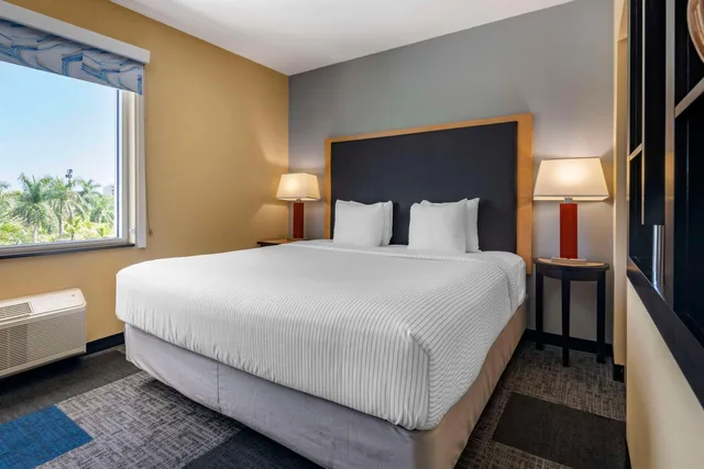 جناح، Cambria Hotel Ft Lauderdale Airport South Cruise Port 2/4