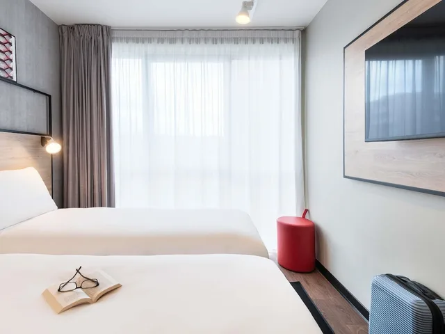 Standard, Twin Beds, Ibis Acheres St Germain en Laye 5/10