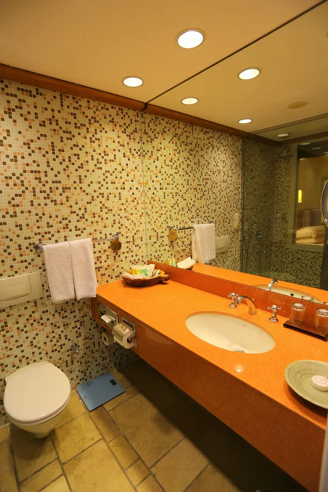 غرفة فاخرة بسرير كينج بإطلالة على البحر، The Marmara Bodrum - Adults Only 7/9