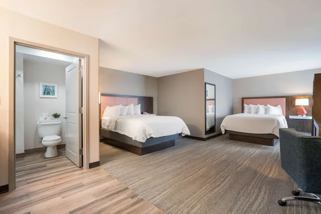غرفة بسريرين كوين لذوي الإعاقة، Hampton Inn Princeton, NJ 2/4