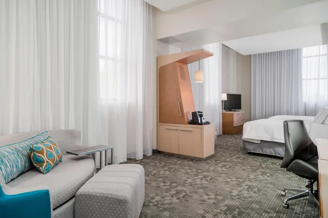 استوديو بسريرين كوين، Courtyard by Marriott Niagara Falls, USA 7/10