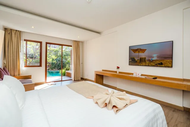 Deluxe, Hot Tub, Pool Access، Ayrest Hotel 1/10