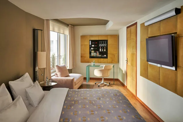 غرفة ديلوكس بسرير كوين بإطلالة على الفناء، Do Co Hotel Vienna 1/1