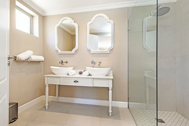 2 Bedrooms, Design, Villa, 2 King Beds، L Ermitage Franschhoek Chateau Villas 5/5