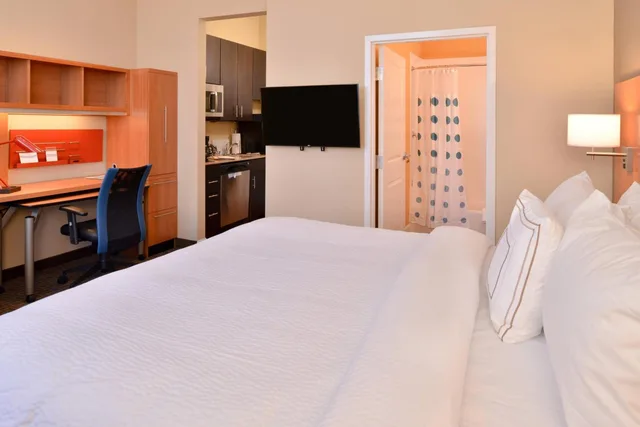 استوديو بسرير كينج، TOWNEPLACE SUITES HUNTSVILLE WEST/REDSTONE GATEWAY 1/2