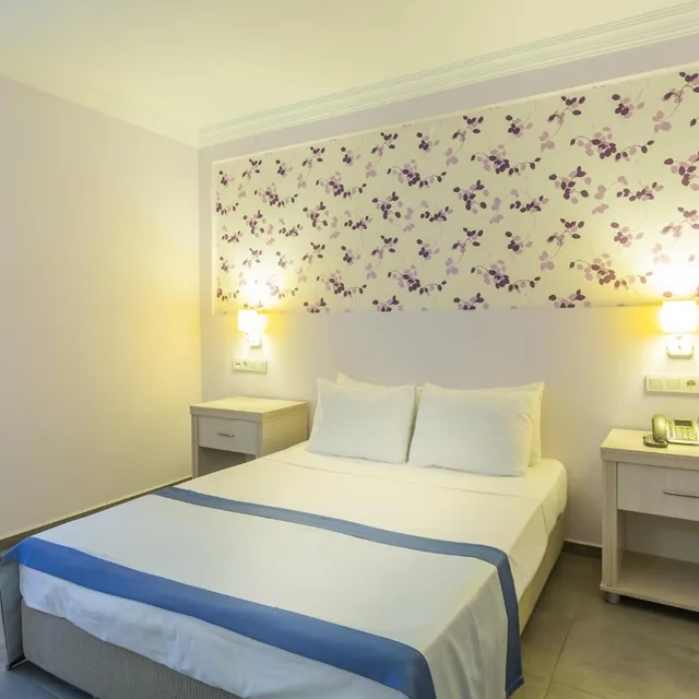 غرفة قياسية ثلاثية، Club Muskebi Hotel 2/9