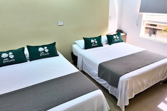 غرفة سوبيريور ثلاثية بسرير مزدوج وسرير فردي، Ayenda 1420 Eco Suite 3/6