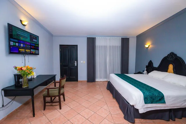 Standard, King Bed, InHouse Select Hacienda Tres Rios 3/10
