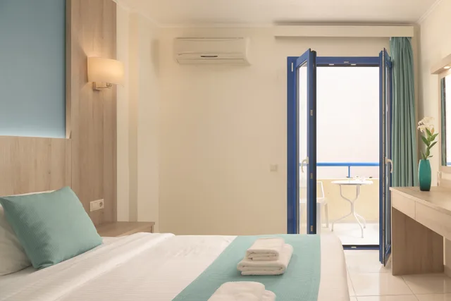 Superior, Double or Twin Bed, Central Hersonissos Hotel 1/3