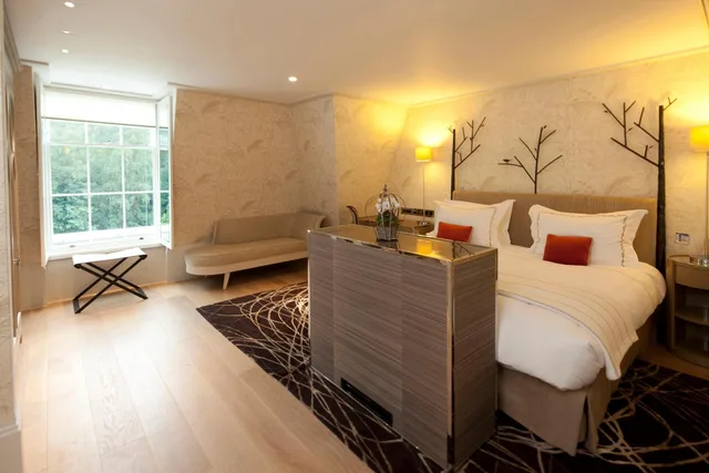 Superior, House, Double Bed، Coworth Park Dorchester Collection 3/3