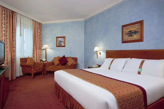 غرفة قياسية بسرير فردي للمدخنين لذوي الإعاقة، فندق هوليداى ان الخبر(Holiday Inn Al Khobar) 4/5