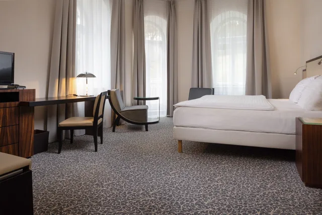 غرفة ديلوكس بسرير مزدوج، Orea Spa Hotel Bohemia 5/6