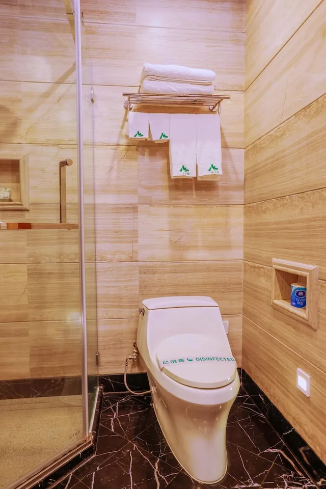 Family, Twin Beds, 1 King and 1 Single Beds, Pool Access، Yangshuo Tea Cozy Boutique Hotel 6/7
