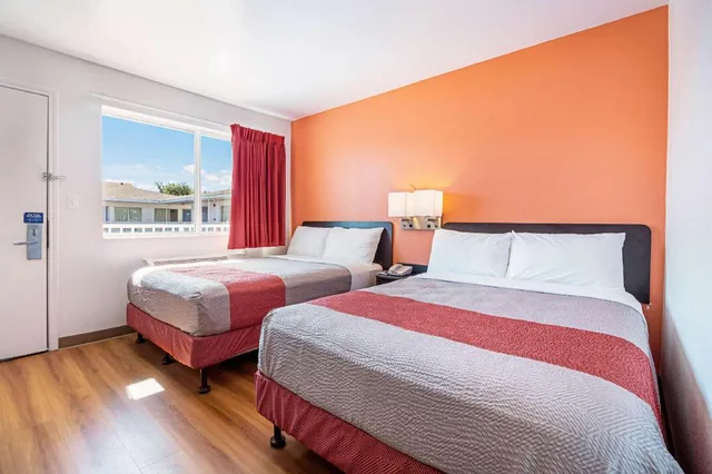 غرفة بسريرين مزدوجين، Motel6 Corpus Christi Northwest 2/8