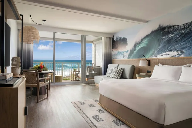 Lanai, King Bed, Sofa, The Ritz-Carlton O ahu, Turtle Bay 1/7