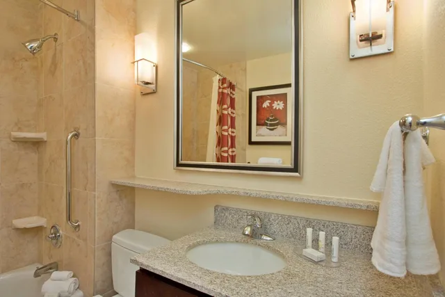استوديو بسرير كوين مع أريكة، TownePlace Suites Midland 4/9