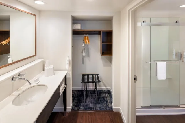 1 Bedroom, Suite, King Bed, Sofa, Hampton Inn Suites Asheville I 26 4/5