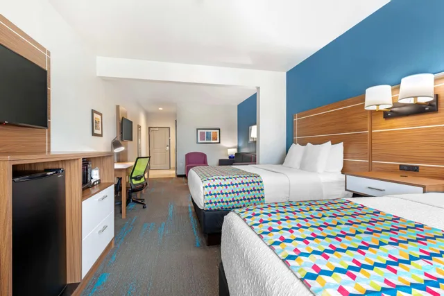 Suite, 2 Queen Beds, Best Western Plus Medical Center Hotel 3/5