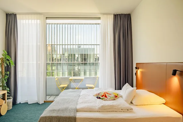 غرفة ديلوكس بسرير كينج بشرفة، Nomad Design Lifestyle Hotel 1/10
