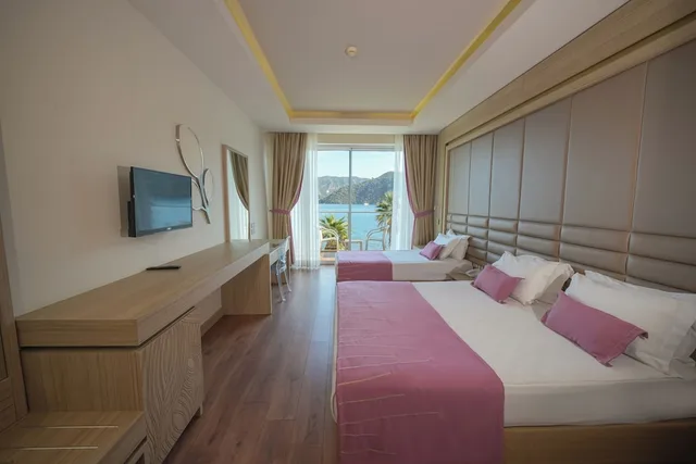 غرفة قياسية بسريرين منفصلين بإطلالة على البحر، Orka Lotus Beach 1/8