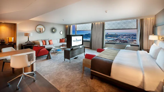 Flying Carpet, Suite, Double Bed, Lounge Access، The Marmara Taksim 6/10