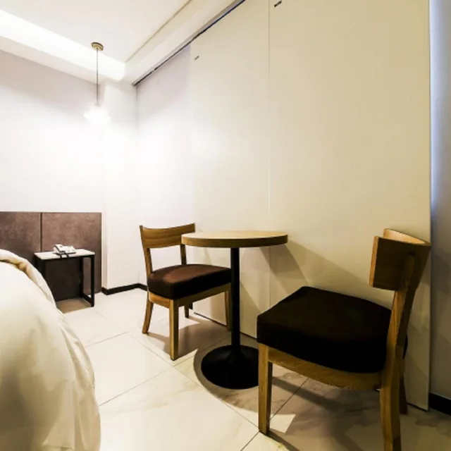 غرفة قياسية بسرير كينج، Incheon Hotel Cacao 6/10