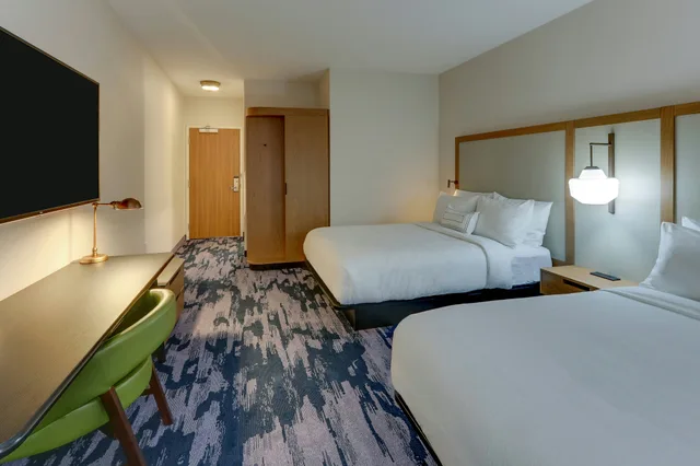 room, 2 queen beds, Fairfield Inn & Suites by Marriott Asheville Weaverville 1/2