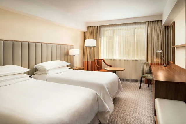 غرفة بسريرين منفصلين، Sheraton Zagreb 1/3
