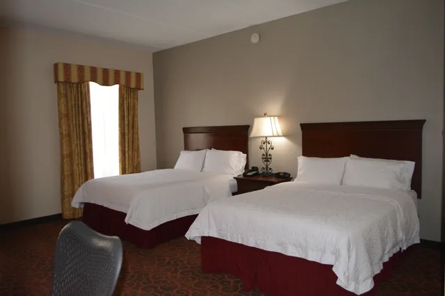 جناح بسريرين كوين بحوض جاكوزي لذوي الإعاقة، Hampton Inn Suites Houston Katy 1/7