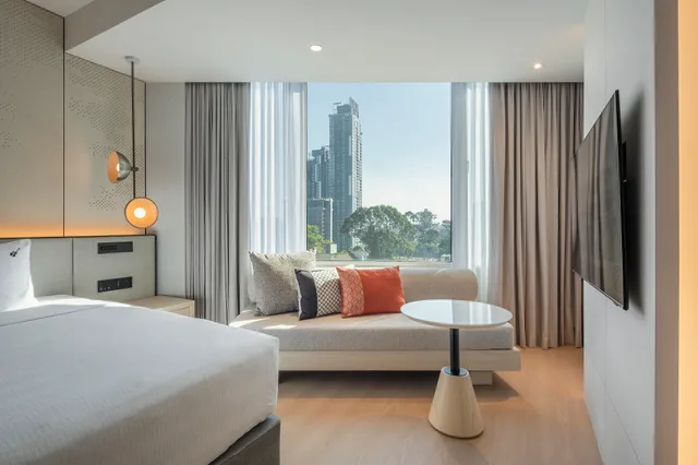 Royal, Rock, City View, Hard Rock Hotel Pattaya 2/10