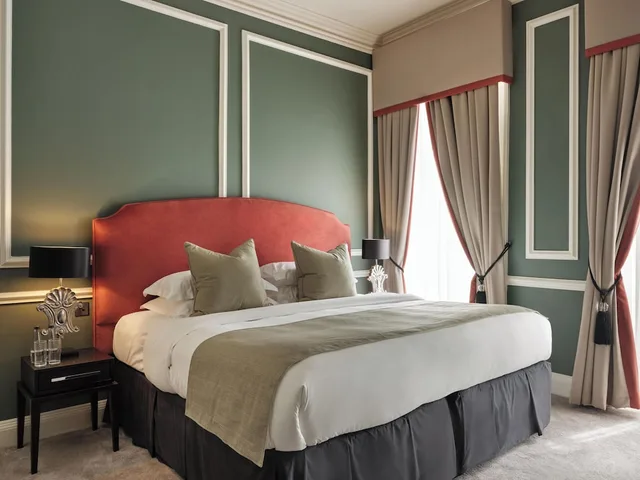 غرفة فاخرة بسرير مزدوج أو سريرين منفصلين، Montagu Place Hotel 6/9