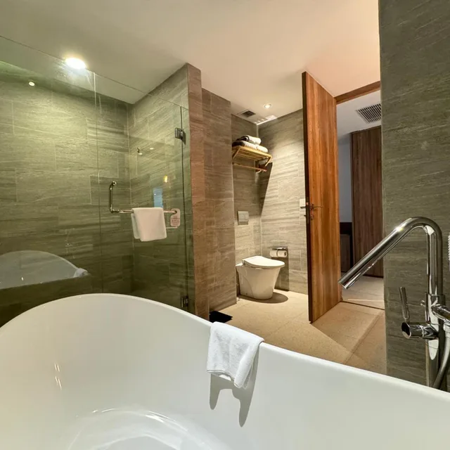 جناح عائلي بإطلالة على الحديقة، Swiss-Belresort Pecatu 3/4