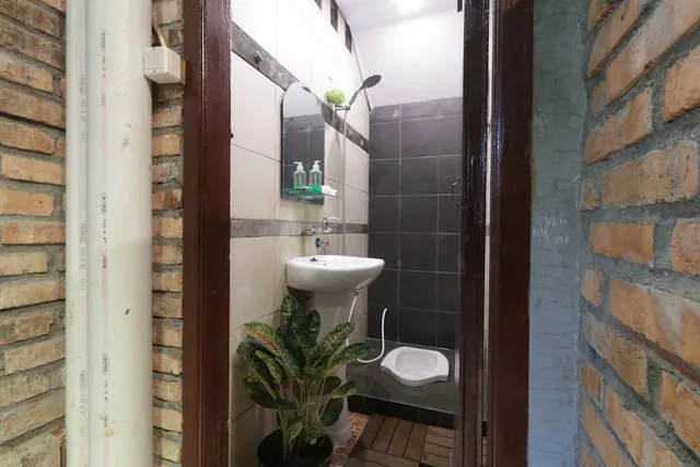 غرفة قياسية بسرير كوين، NILA HOUSE, Sharia Family Home Stay by ZUZU 1/2